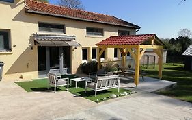 Maison avec jardin au calme proche de paris (30mn)